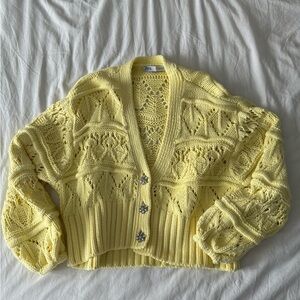 Zara Women's Light Yellow Knit Cardigan